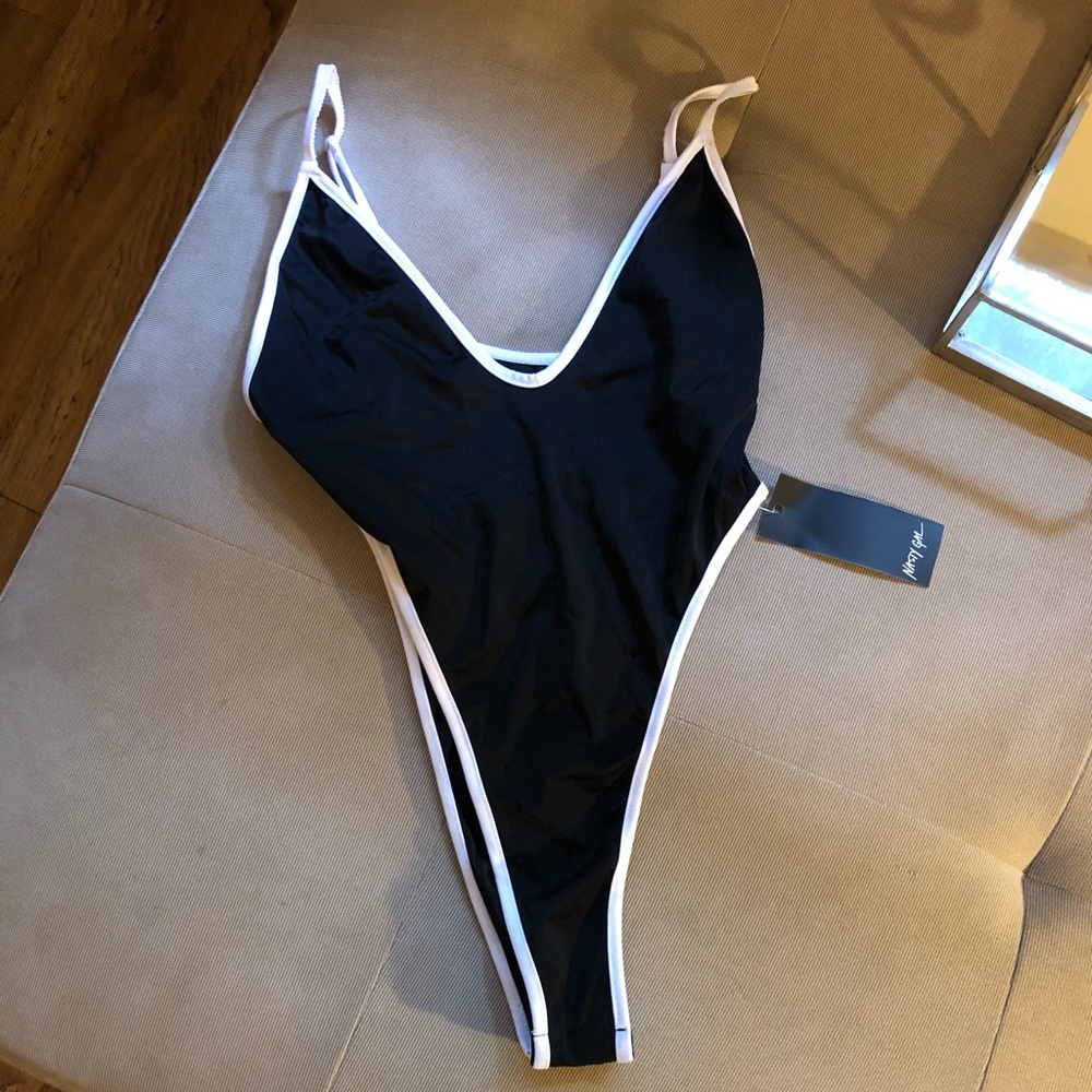 Nastygal small New with tags black body